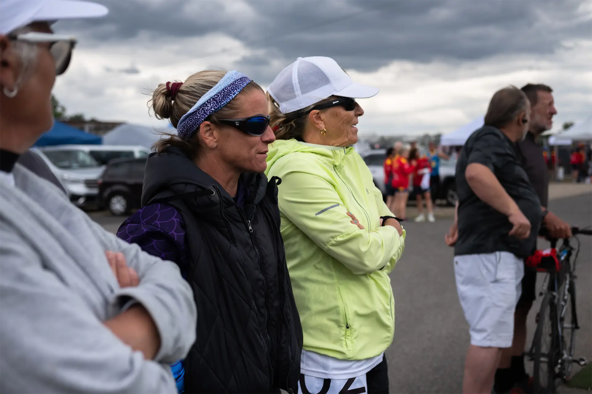 dragon boat cyprus sharks female paddler watching